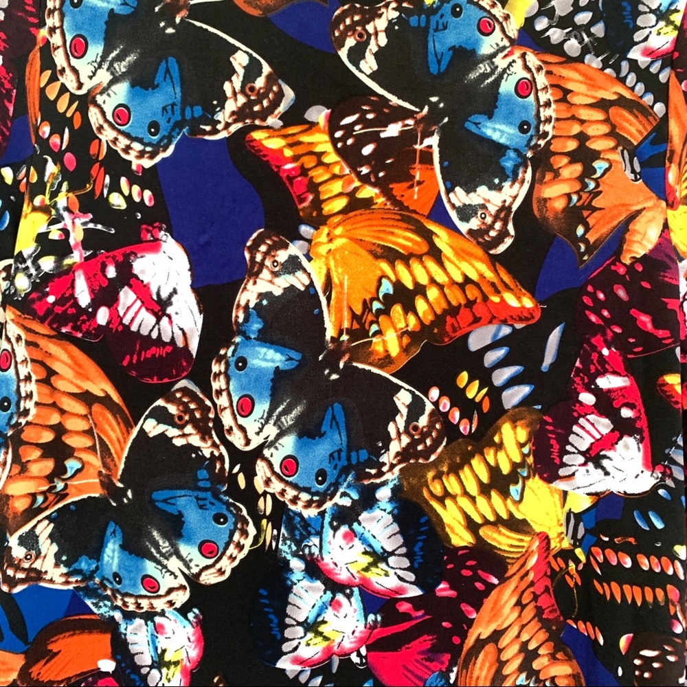BCBG Max Azria Butterfly Button Up - Picture 15 of 15